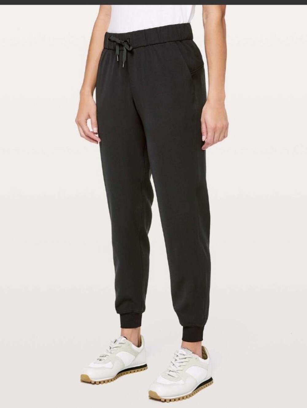 Lululemon Women On The Fly Jogger 10 Black Pockets Pull On